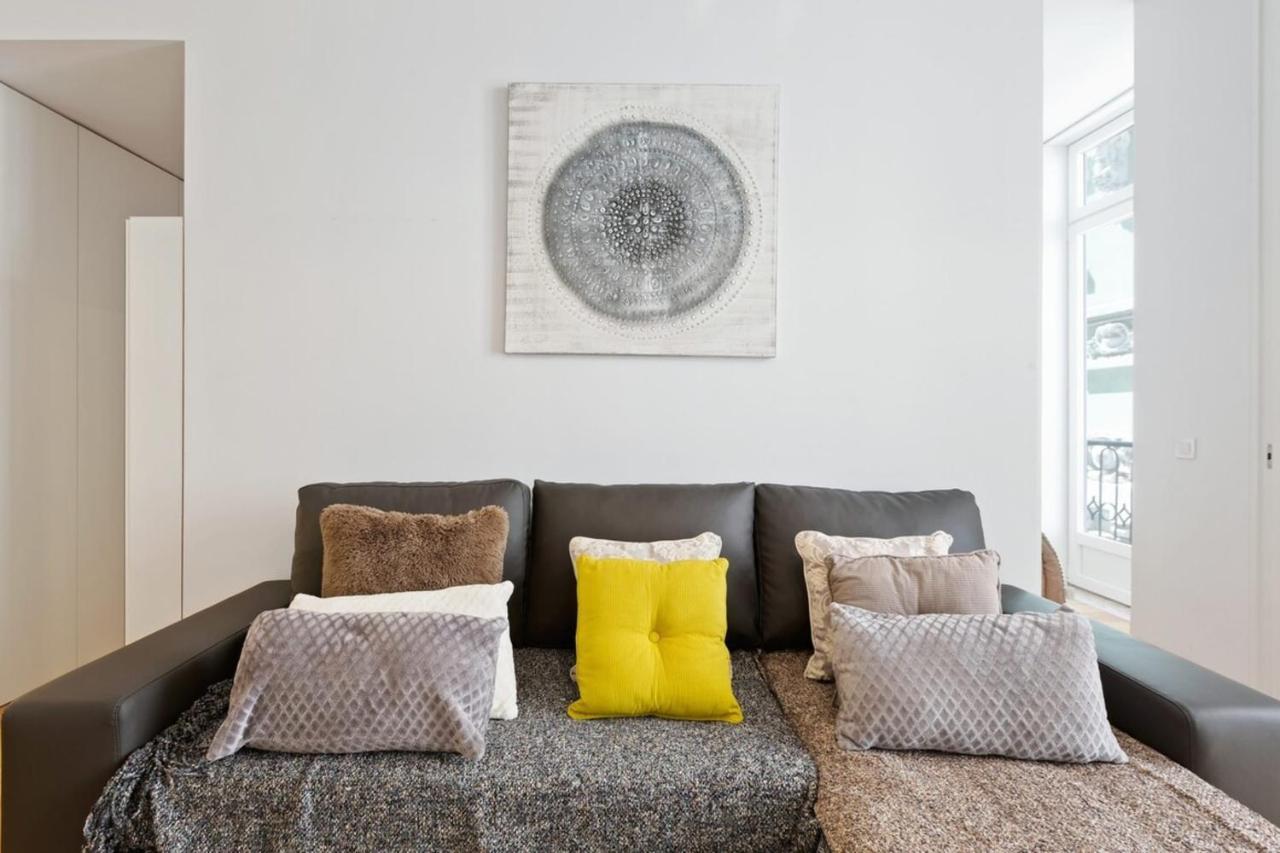 Spacious 1 Bedroom Apartment Near Baixa Lisbon Luaran gambar